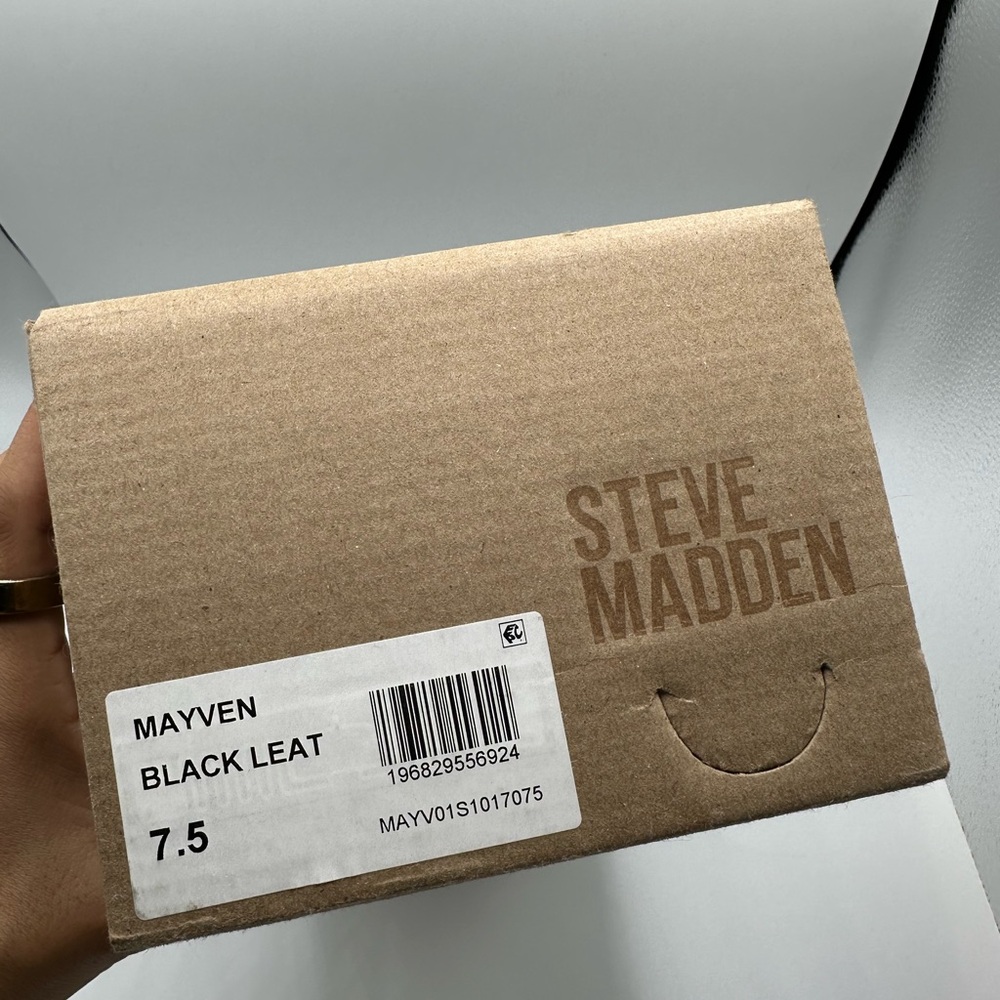 Steve Madden Mayven Black Leather Sandals 7.5 - Picture 7 of 7